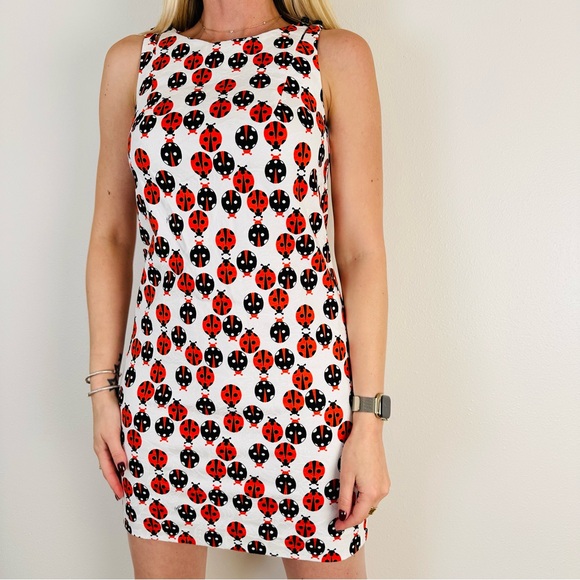 New Trina Turk sleeveless stretchy cotton ladybug print shift mini dress - Picture 4 of 12